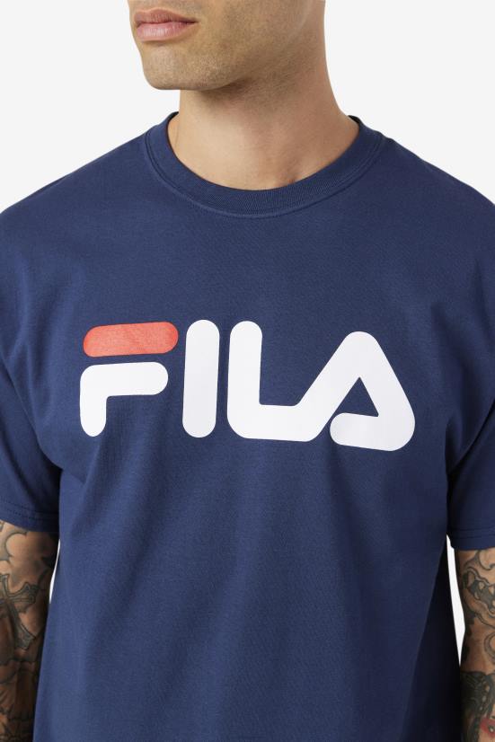 חיל הים/לבן/אדום FILA חולצת טי פילה לגברים בצבע לבן/לבן/אדום 68LF270