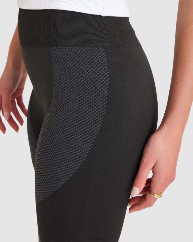 שָׁחוֹר FILA דווינה צמודה לנשים שחורות 68LF2850